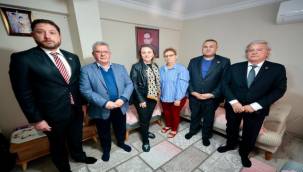  Başkan Mutlu'dan şehit eşine anlamlı ziyaret