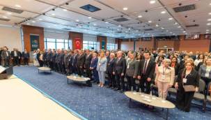 Başkan Tugay Sağlıklı Kentler Forumu'nda konuştu: 