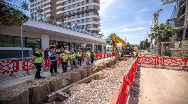 İzmir'de 3 milyar liralık alt yapı dönüşümü sürüyor