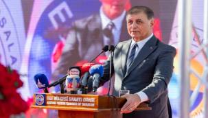 Başkan Tugay'dan sanayiciye destek mesajı