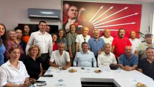 CHP Tire'de çözülme: Belediye Başkanı, ilçe yönetimi ve meclis çoğunluğu Yeni Parti'ye geçti