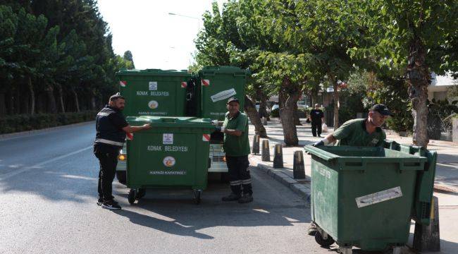 Konak'ın sokakları yeni konteynerlerine kavuştu