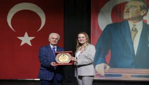Konak'ta sporun emektarlarına vefa gecesi