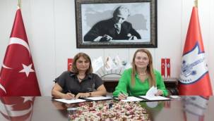 Türkiye'de bir ilk: Konak'ta kadın cinayetlerine karşı güçlü iş birliği