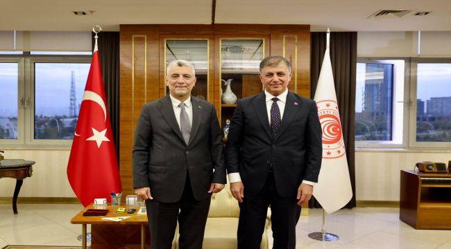 Başkan Tugay'dan Ticaret Bakanı Bolat'a ziyaret