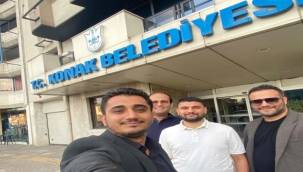 Konak'ta "AK Parti'ye geçiş" iddiasını güçlendiren paylaşım: "Hazır mıyız Konak?"