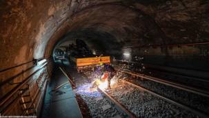 Metro raylarında değişim zamanı