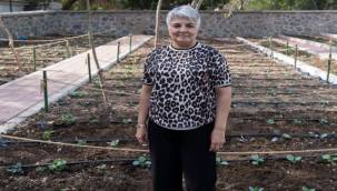 Toprakla buluştu, yaşama yeniden tutundu
